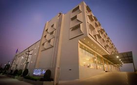 Citadel Hotel By Vinnca